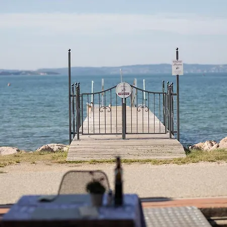 Penzion Le Palafitte 3*